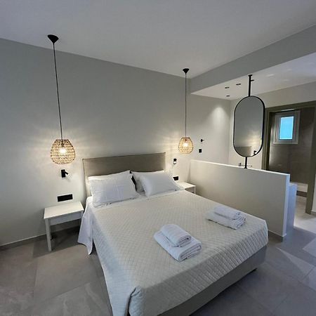 Mediterranean Sea Top Floor パレオコラ エクステリア 写真