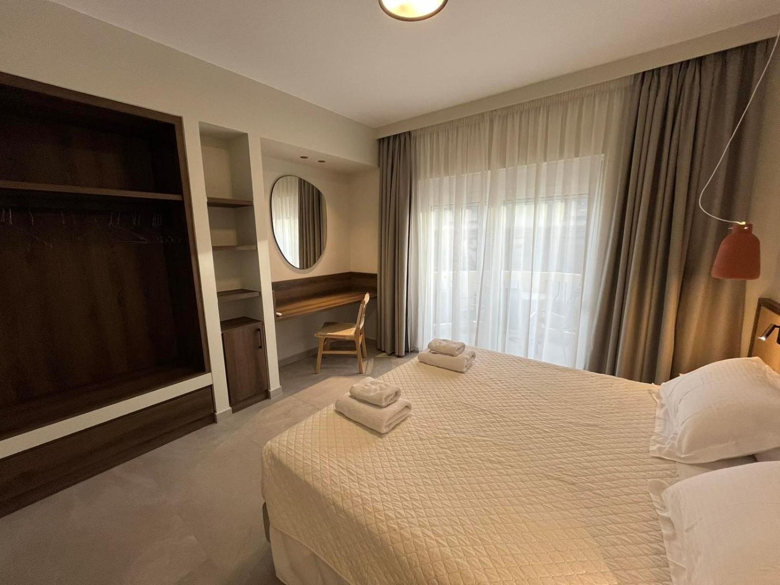Mediterranean Sea Top Floor パレオコラ エクステリア 写真