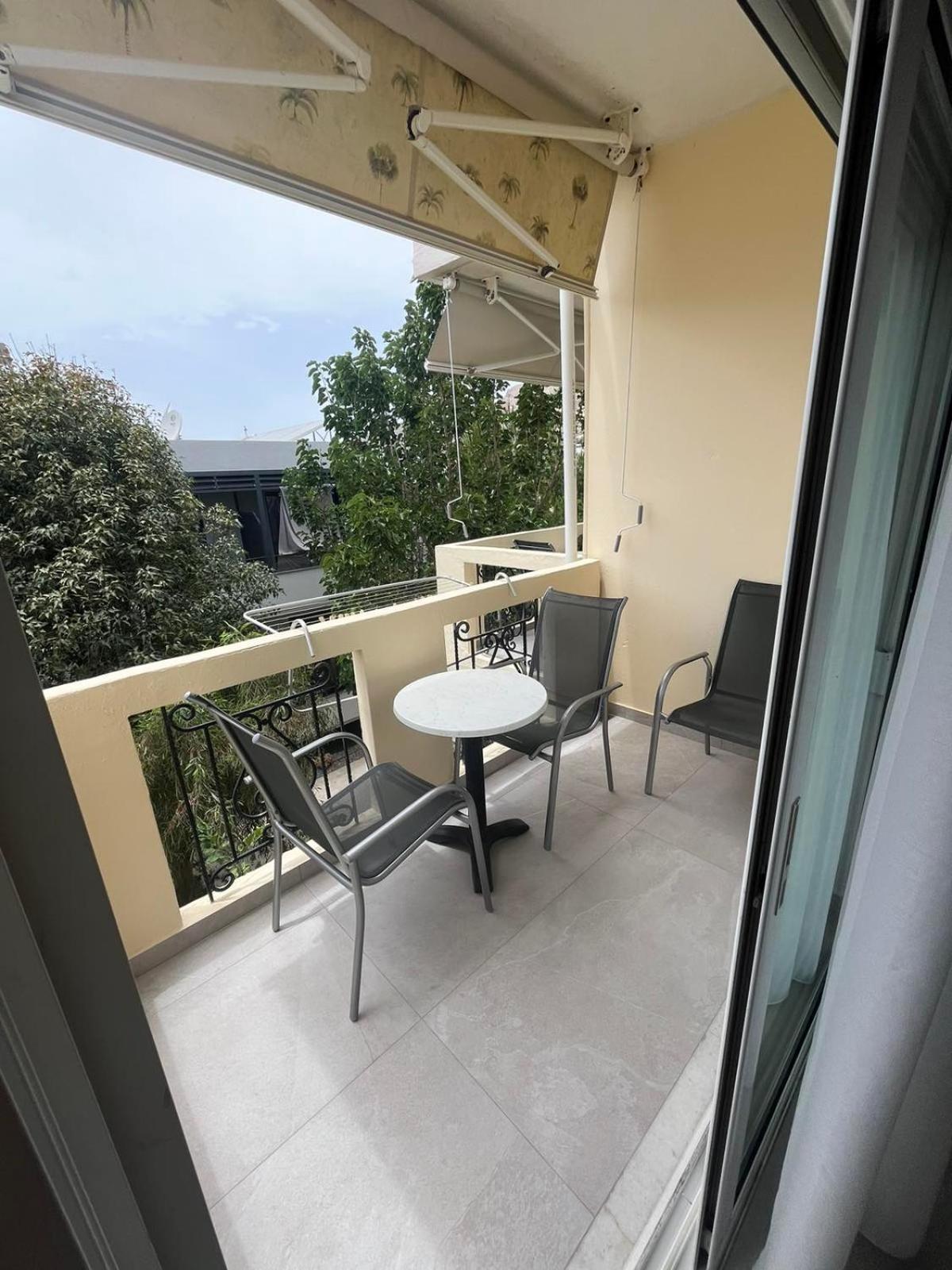 Mediterranean Sea Top Floor パレオコラ エクステリア 写真
