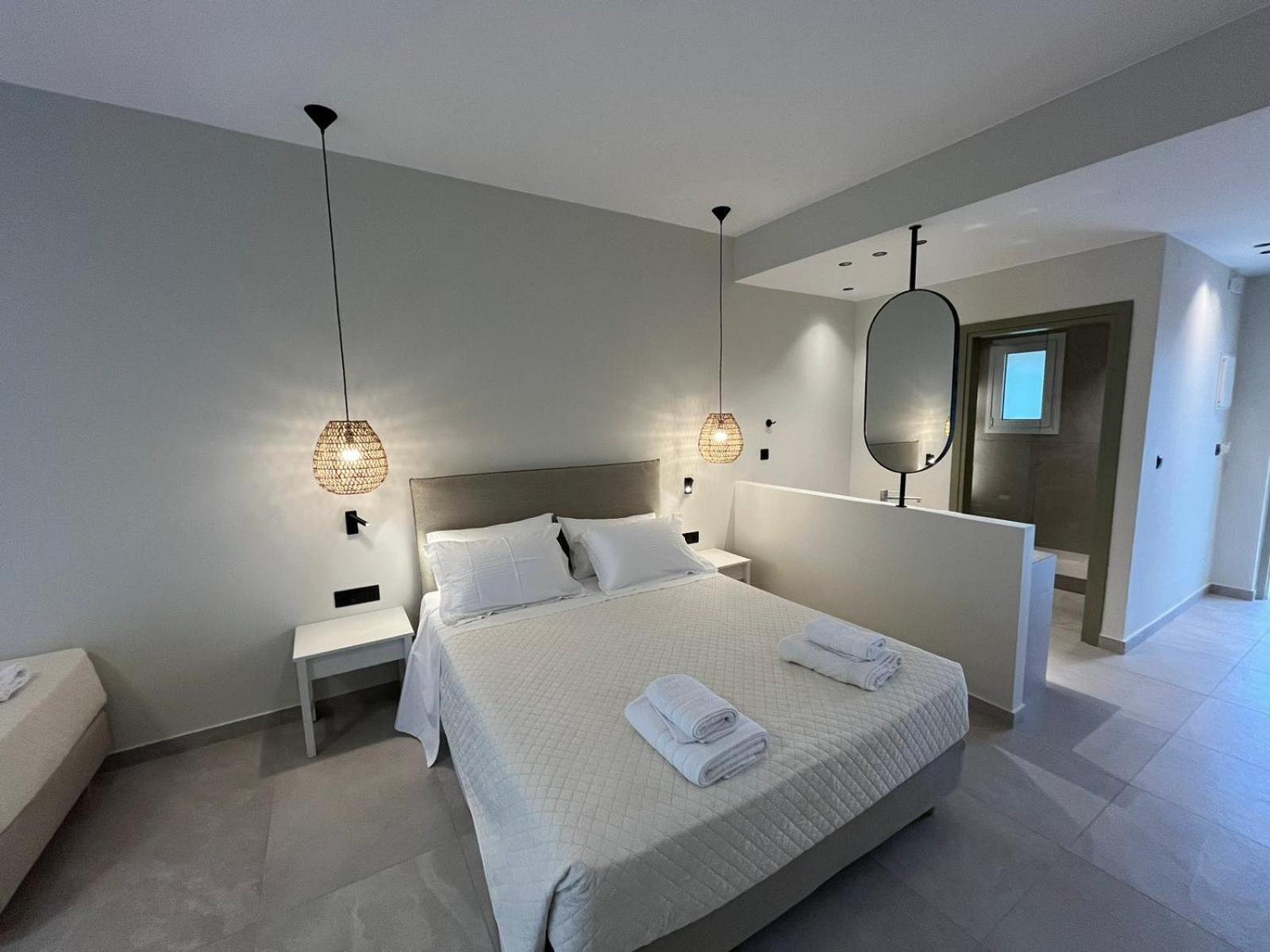 Mediterranean Sea Top Floor パレオコラ エクステリア 写真