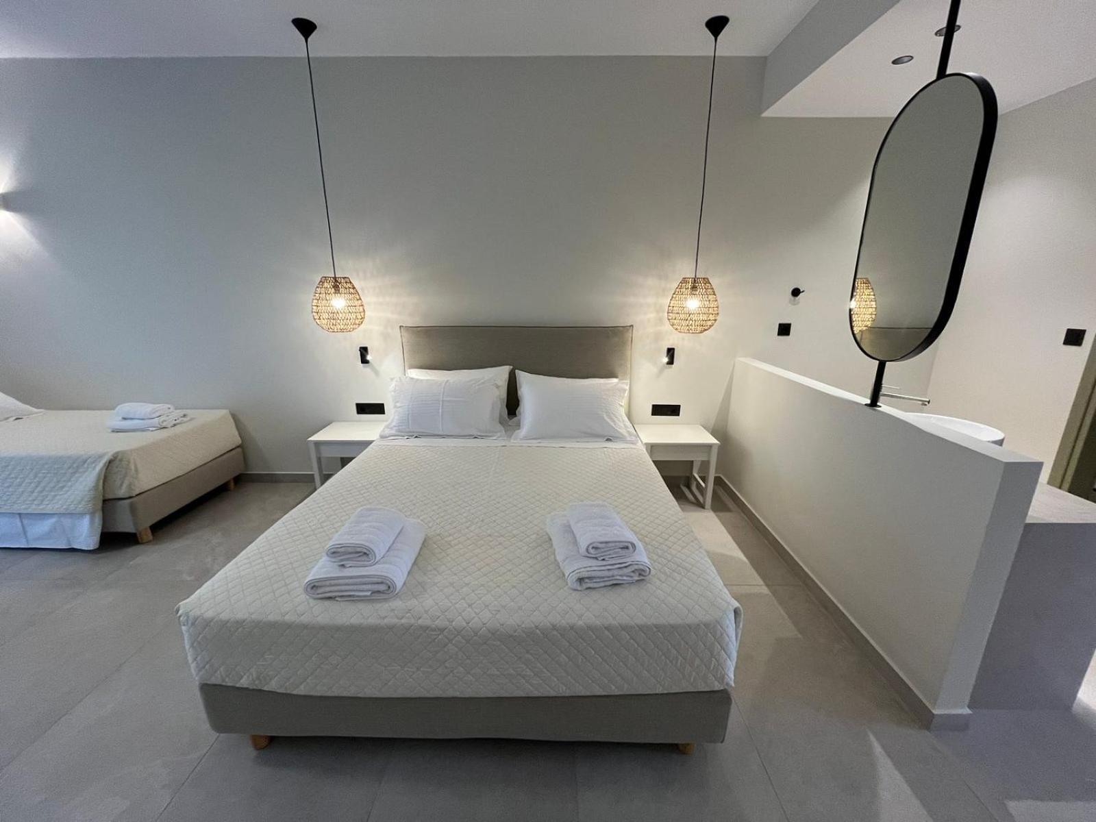 Mediterranean Sea Top Floor パレオコラ エクステリア 写真